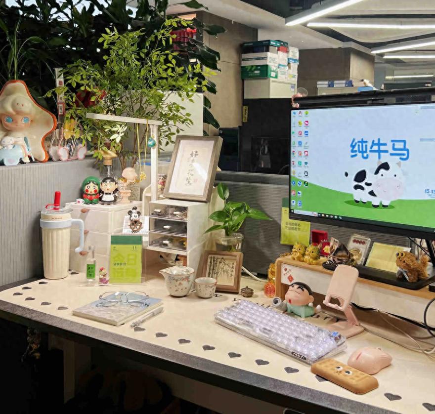 还是年轻人脑洞大！“办公用品”换个方式用，竟比专门买的还好用_还是年轻人脑洞大！“办公用品”换个方式用，竟比专门买的还好用_