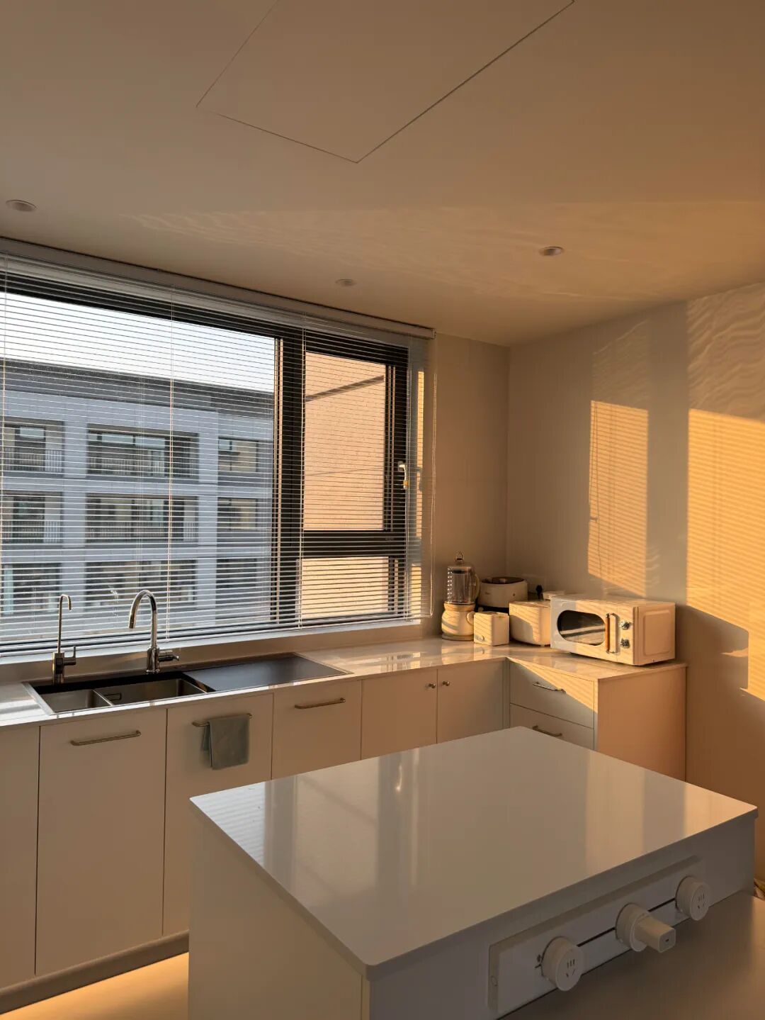 有一种痛苦叫“厨房乱抄作业”,入住两个月,全是生活痛点!_有一种痛苦叫“厨房乱抄作业”,入住两个月,全是生活痛点!_