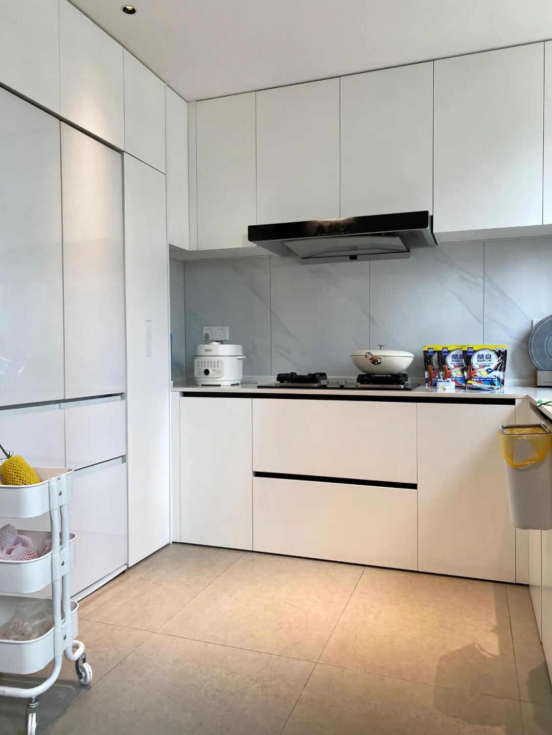 有一种痛苦叫“厨房乱抄作业”,入住两个月,全是生活痛点!_有一种痛苦叫“厨房乱抄作业”,入住两个月,全是生活痛点!_