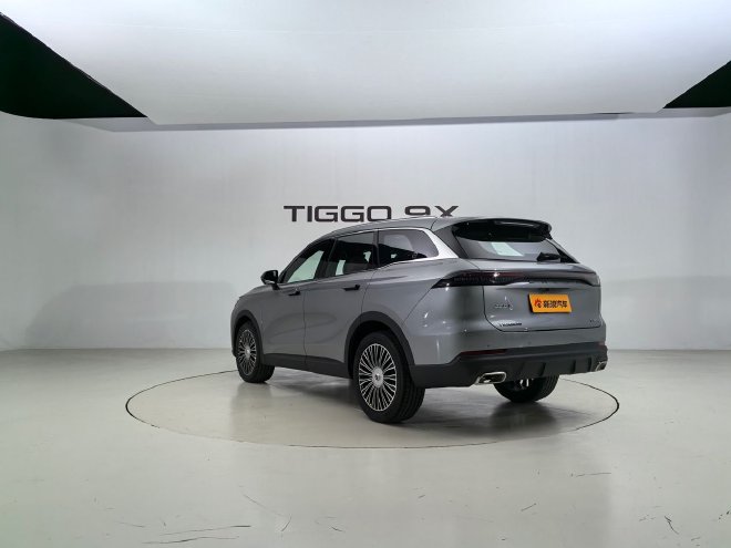 油电同智新标杆 静态实拍奇瑞瑞虎9X五座版