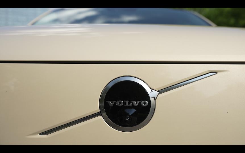 沃尔沃的混合动力车是哪个车型__沃尔沃混合动力轿车