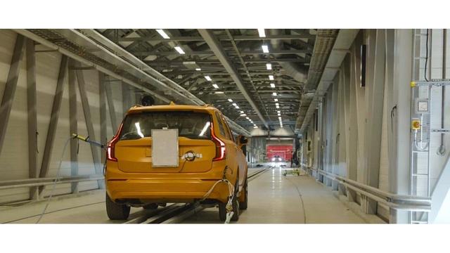 新势力还在卷冰箱彩电，沃尔沃已经开始卷“生死了”-有驾