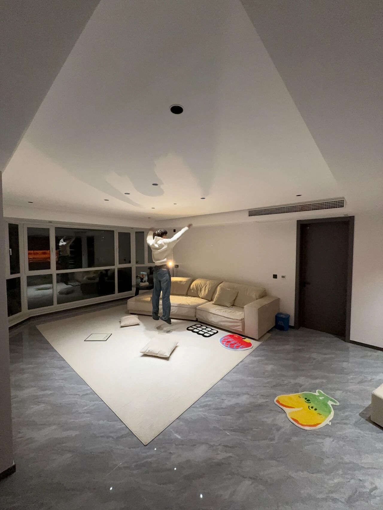 进屋就是客厅_住客厅好不好_