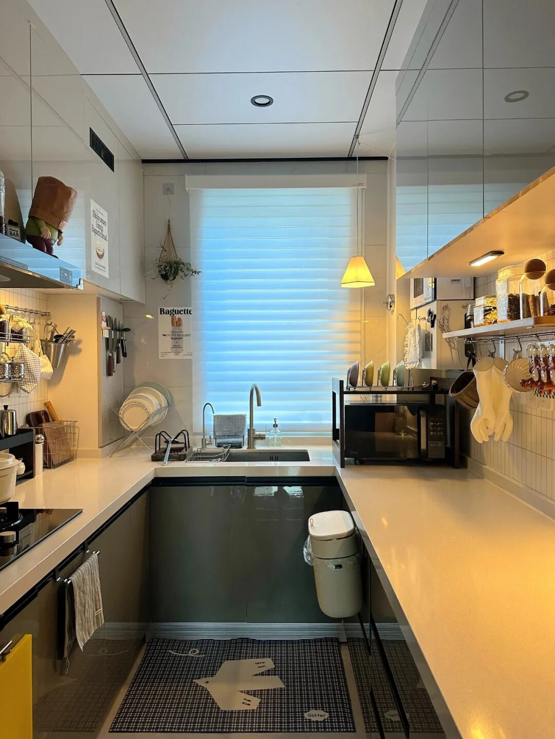 _居家收纳一点通_阳台收纳柜子格子设计