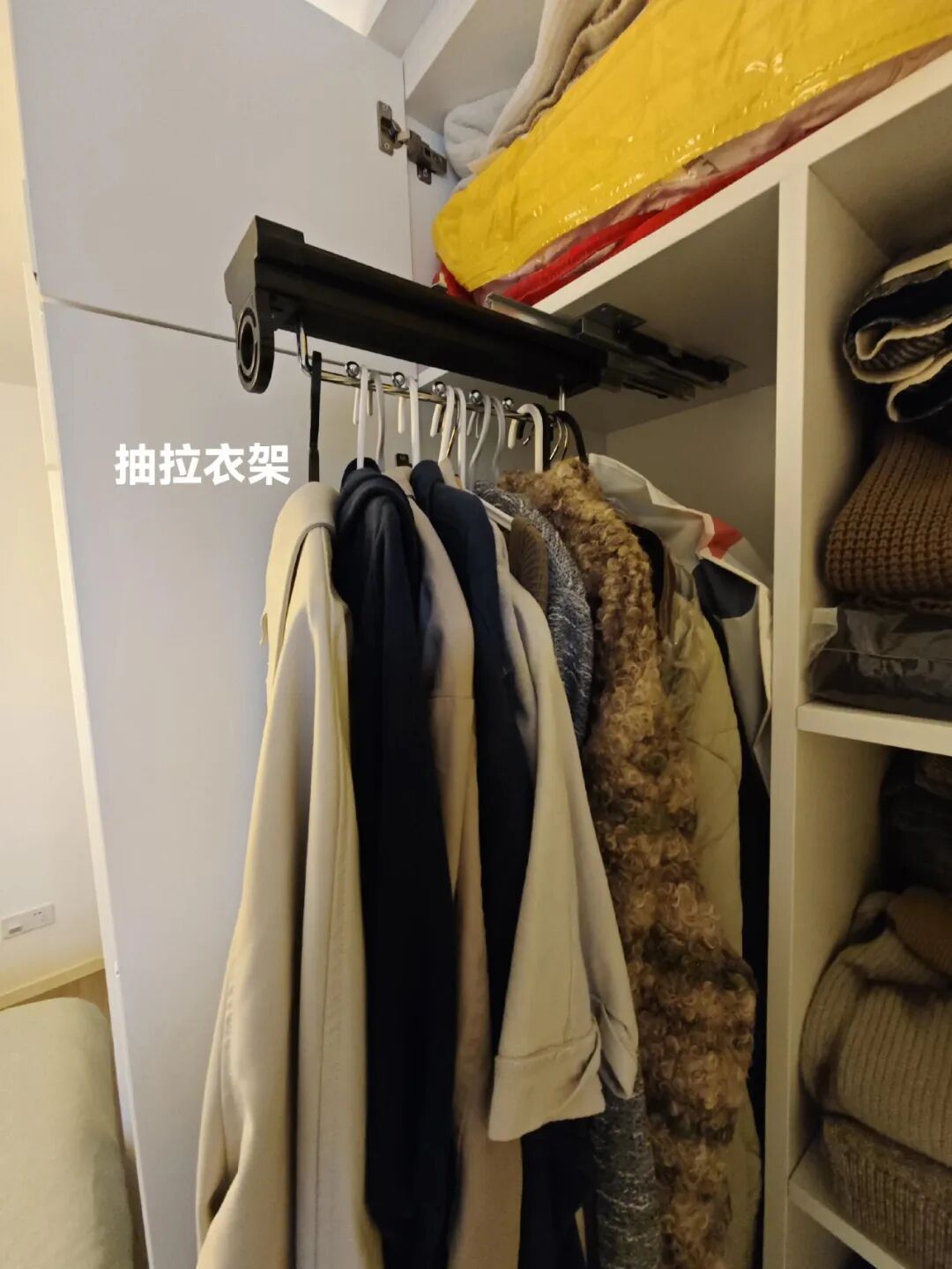 居家收纳一点通_阳台收纳柜子格子设计_