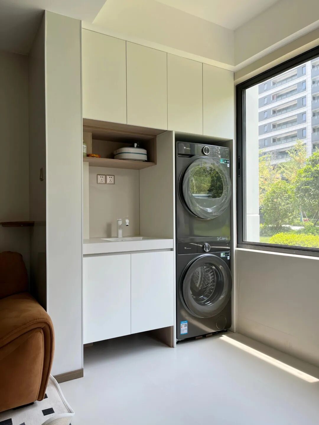 _阳台收纳柜子格子设计_居家收纳一点通