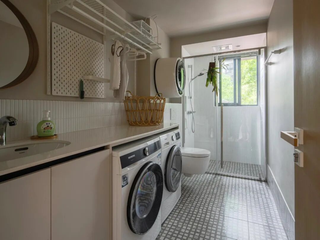 _居家收纳一点通_阳台收纳柜子格子设计