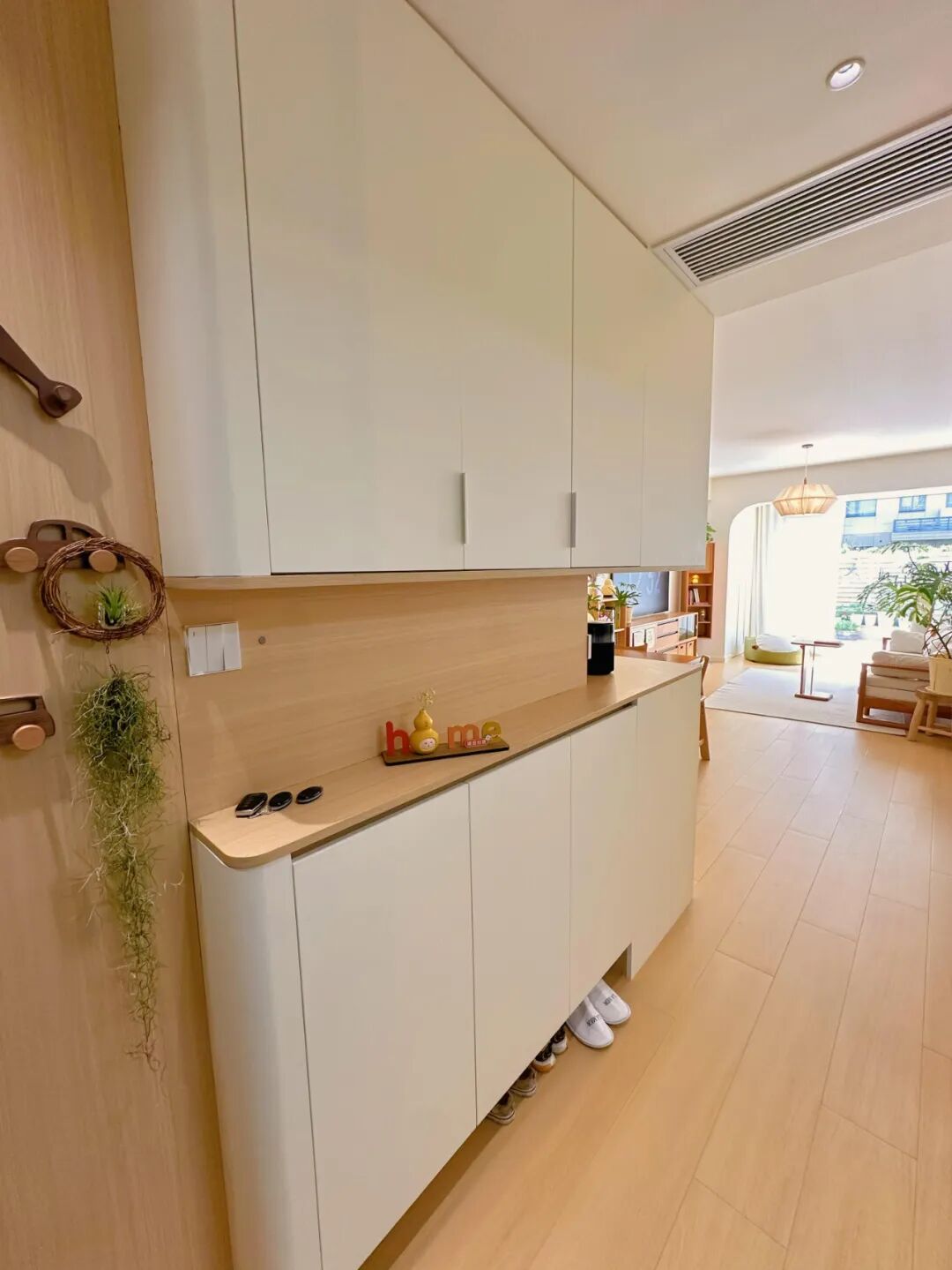 _阳台收纳柜子格子设计_居家收纳一点通