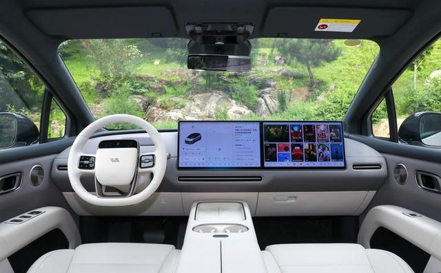 理想i6口碑揭秘：无短板水桶车实录-有驾