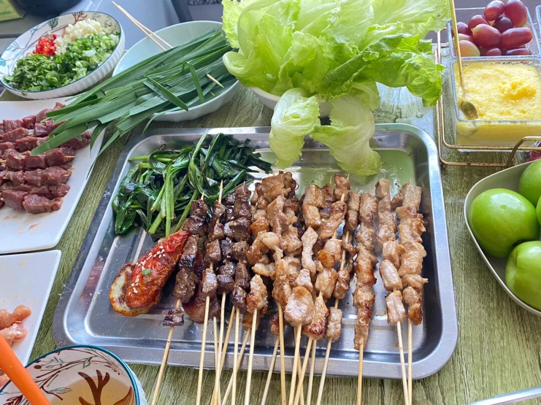 _差生文具多前面一句_文具电器