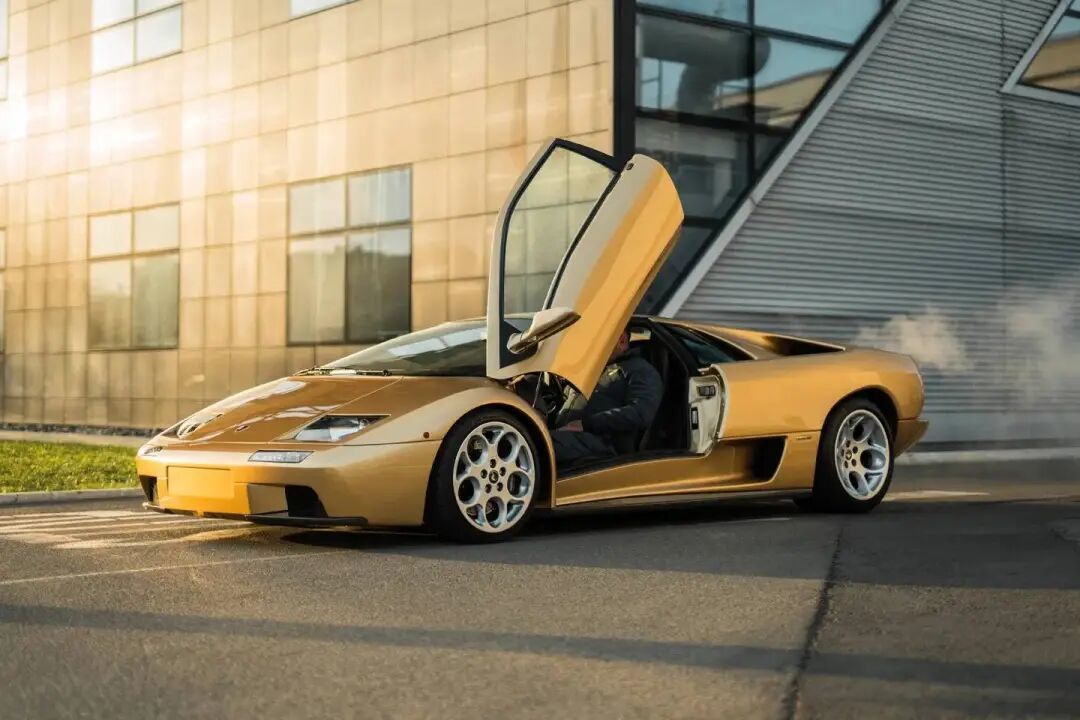 兰博基尼台湾售价_限量63台兰博基尼_