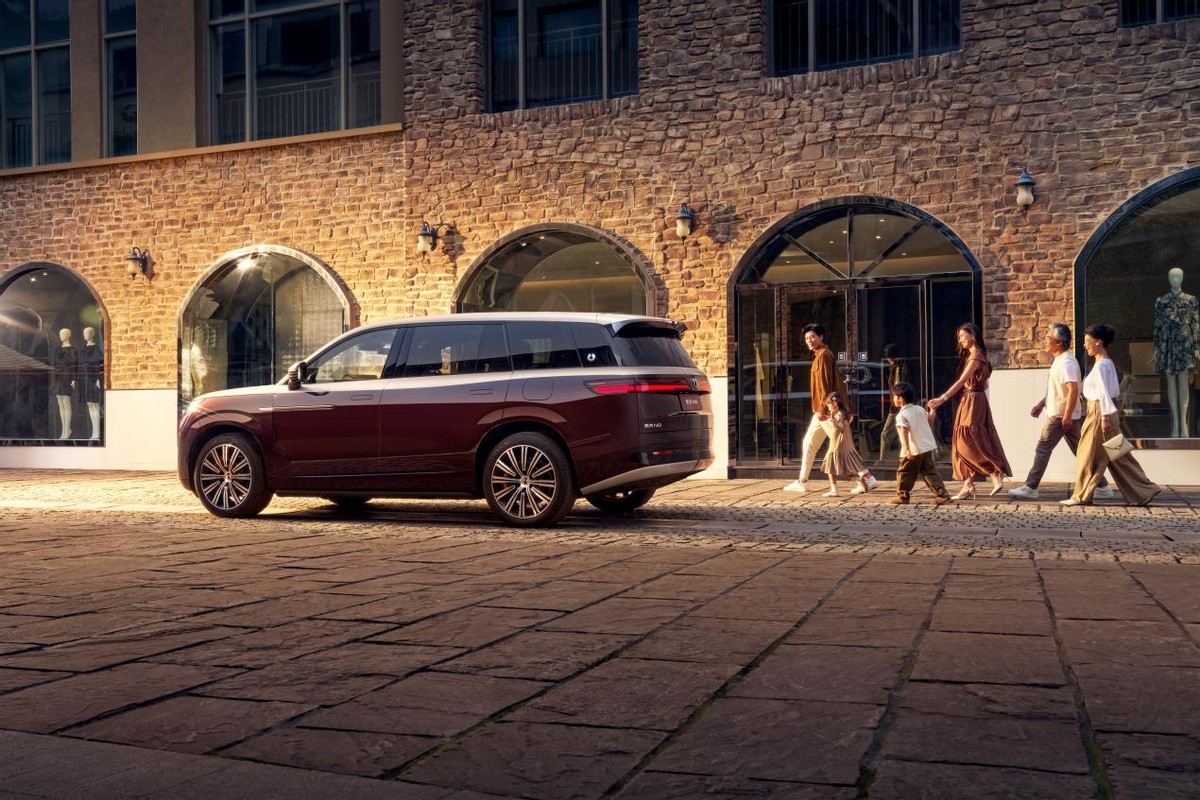 _三破高速避让世界纪录!2026款腾势N9正式上市,38.98万元起!_三破高速避让世界纪录!2026款腾势N9正式上市,38.98万元起!