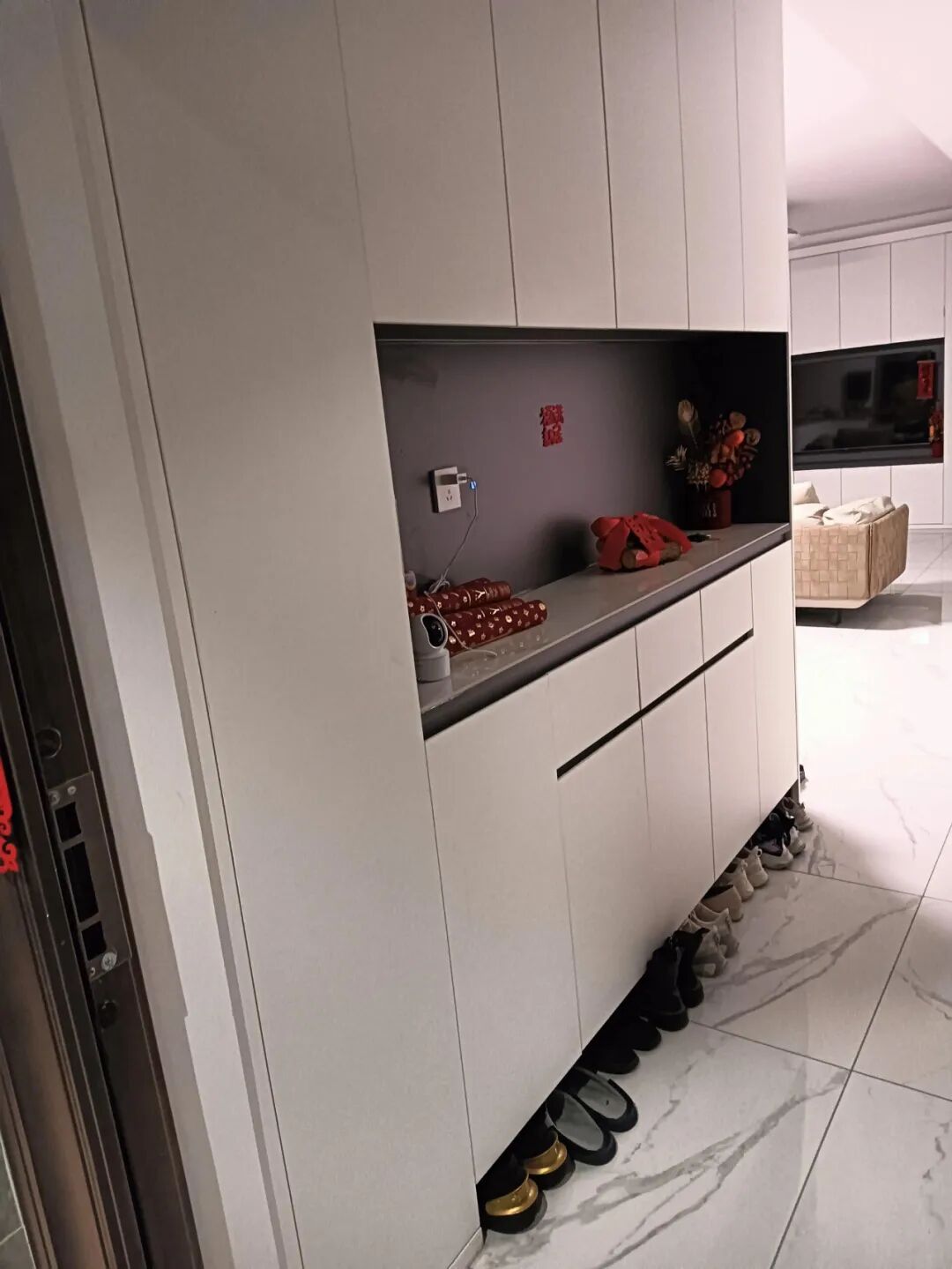 玄关鞋柜百科_玄关鞋柜隔断柜效果图大全_