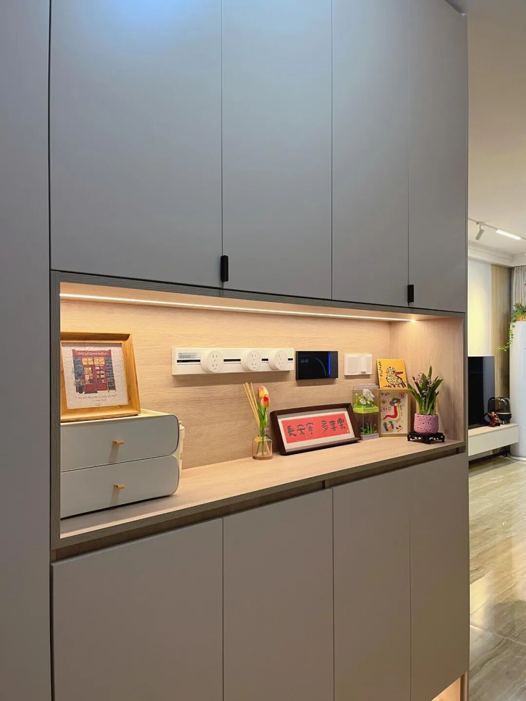 玄关鞋柜隔断柜效果图大全__玄关鞋柜百科