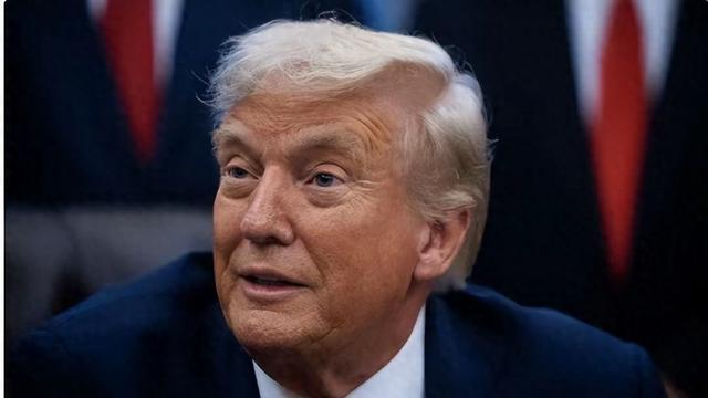 所谓“重卡战争”，不过是一场掏空美国人钱包的政治表演-有驾