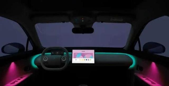 6.58万的名爵MG4续航多出112公里贵2千多五菱缤果S更实用家庭友好，如何选择才最划算-有驾