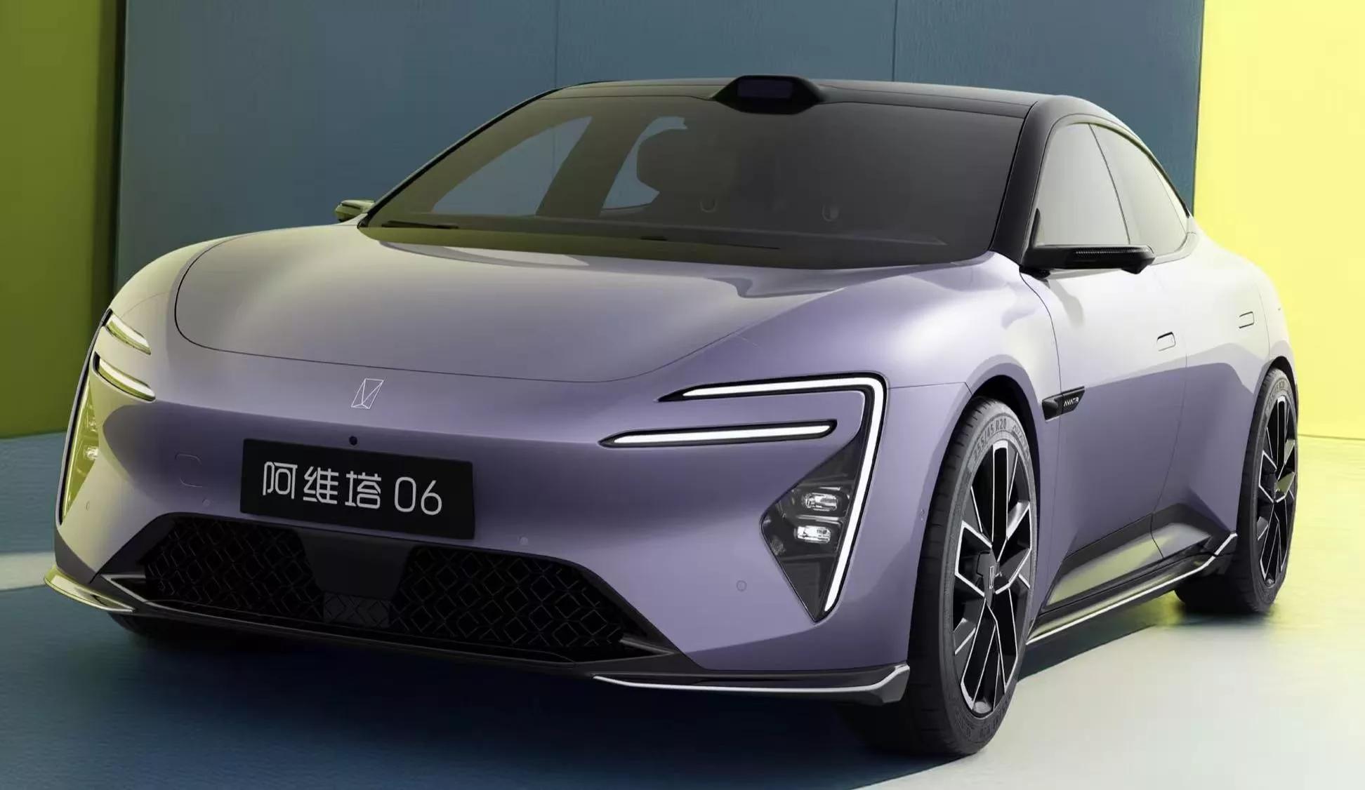 _高压电起火视频_高压电起火是什么原因