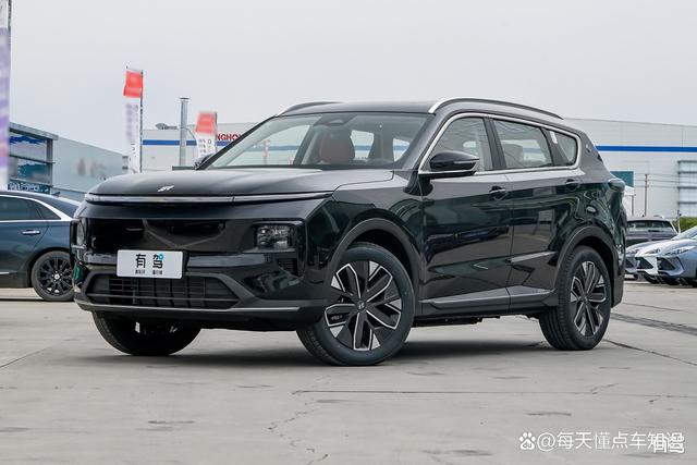 10.9万落地的混动SUV!捷途山海L7空间比理想能装,油耗才5个多-有驾