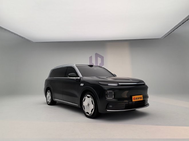 实拍零跑D19 重塑豪华新能源旗舰SUV新格局