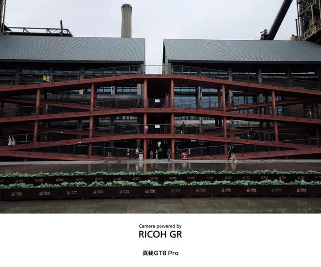 性价比较高的衣服品牌_新风系统哪个品牌性价比好_