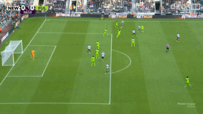 _李毅亚洲杯失单刀视频_托雷斯失单刀