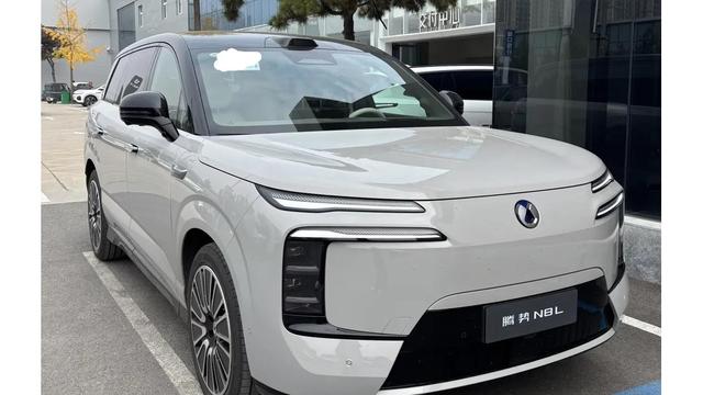 选沃尔沃XC70,全家出行,智能配置对比腾势N8L-有驾