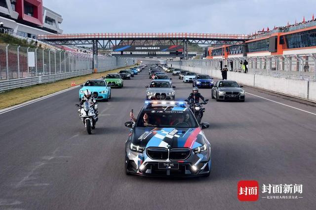 06款斯巴鲁旅行车图片_老款桑塔纳旅行车改装_