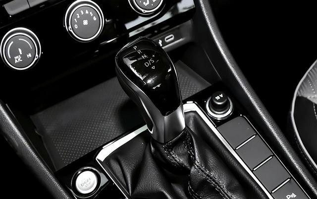 速腾真实油耗测试:月薪5千能否轻松养车?-有驾