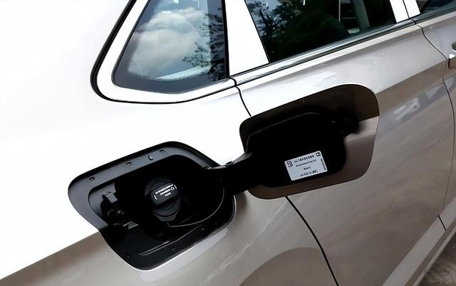 速腾真实油耗测试:月薪5千能否轻松养车?-有驾