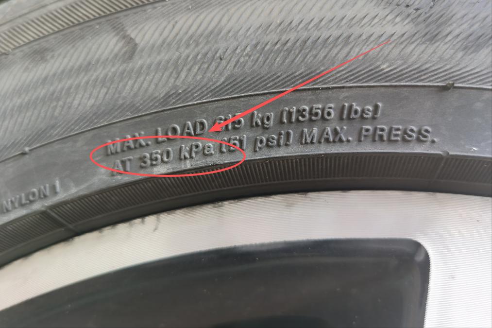 _汽车修理工模拟轮胎参数_汽车修理工轮胎