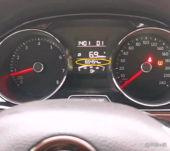跑了六万五千公里的大众宝来，车速一上50就像开船，怎么回事？-有驾
