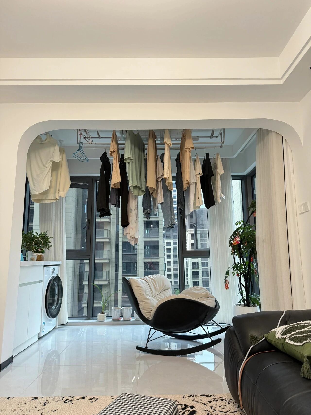 _阳台晒衣服设计_阳台晒衣服有什么讲究