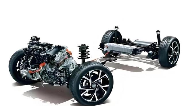 混动车到底买丰田还是比亚迪?老司机分析两种技术路线的优劣,帮你选出最适合你的那一款-有驾