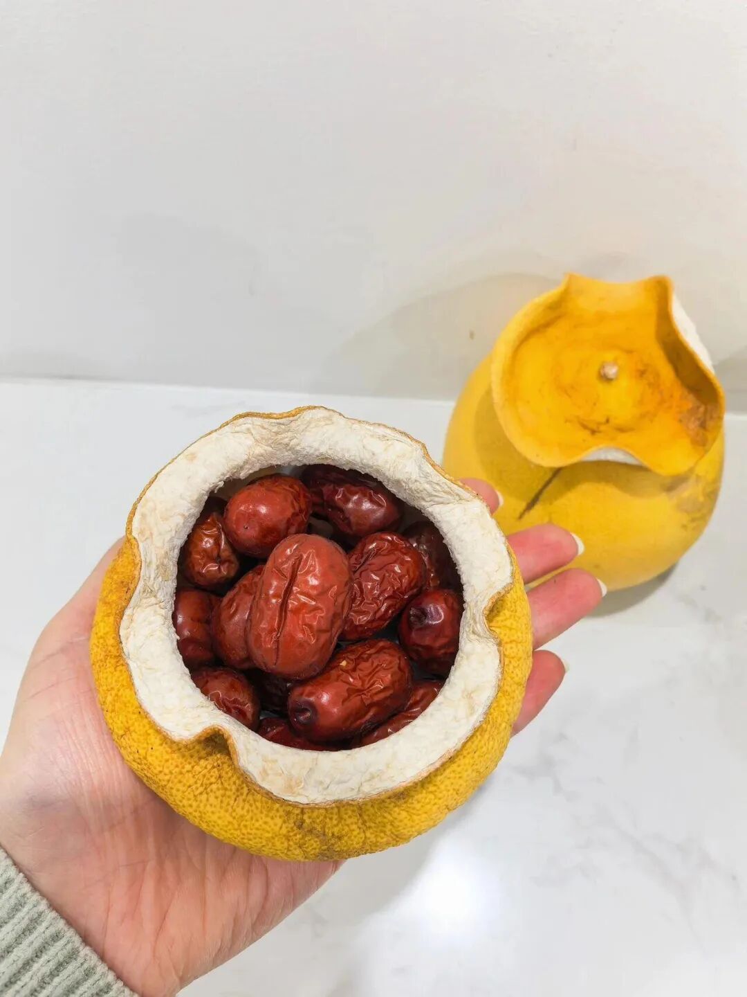 “柚子”吃完只能把皮扔掉?看完网友的脑洞后,我又悄悄捡回来了_“柚子”吃完只能把皮扔掉?看完网友的脑洞后,我又悄悄捡回来了_