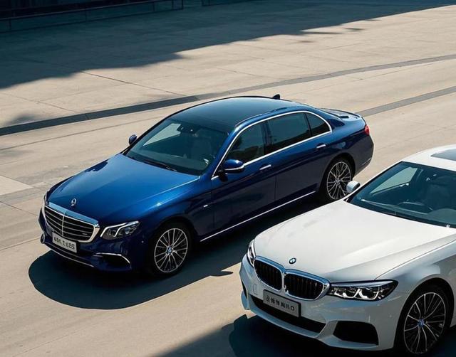 奔驰和宝马前三季度单台利润差距明显，奔驰乘用车利润约2.3万人民币宝马则达2.45万，反映出两者盈利能力存在差异-有驾