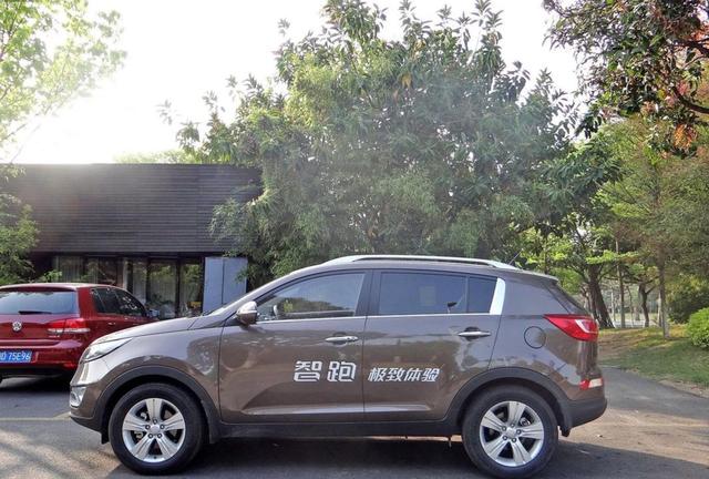 全球销量第三的韩系汽车品牌在中国市场份额迅速流失,产品阵容落后且决策受韩国总部束缚逐渐被国产品牌超越-有驾