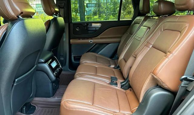 现代帕里斯帝换混动后油耗7.2L，车主群里却吵翻了：那台3.5L V6到底值不值得怀念？-有驾