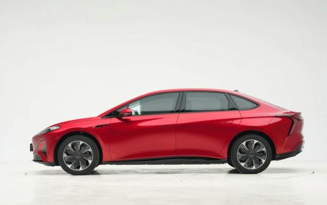 国内汽车谁才是老大?比亚迪在销量上领跑,零跑以性价比取胜,蔚来在舒适性方面表现突出,长城稳占品牌第一,谁才是真正的汽车王者?-有驾