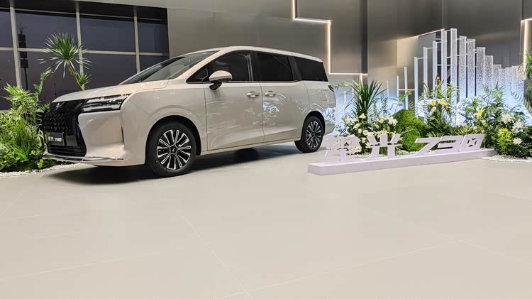 星光价格怎么样__2016新款宝骏730售价