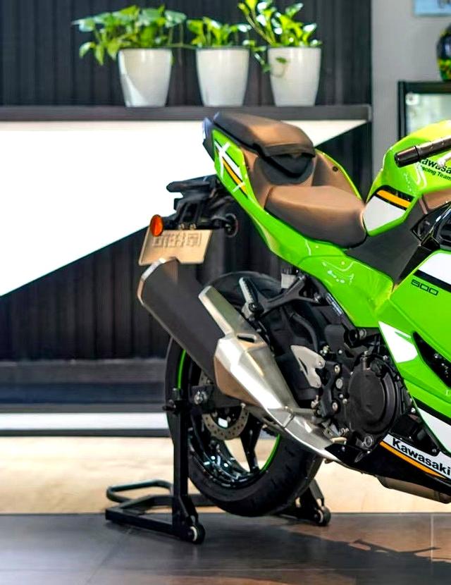 进口仿赛价格雪崩，川崎Ninja500狂降6000+，3.98万击穿底线-有驾