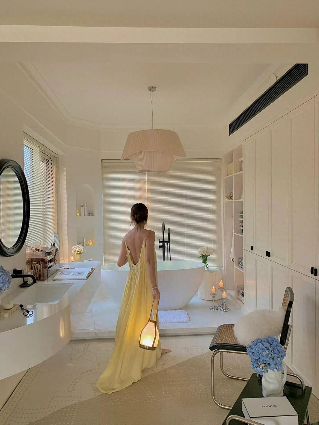 主卫衣帽间“正退出”中国家庭?看看年轻人的设计,那叫一个高级__主卫衣帽间“正退出”中国家庭?看看年轻人的设计,那叫一个高级