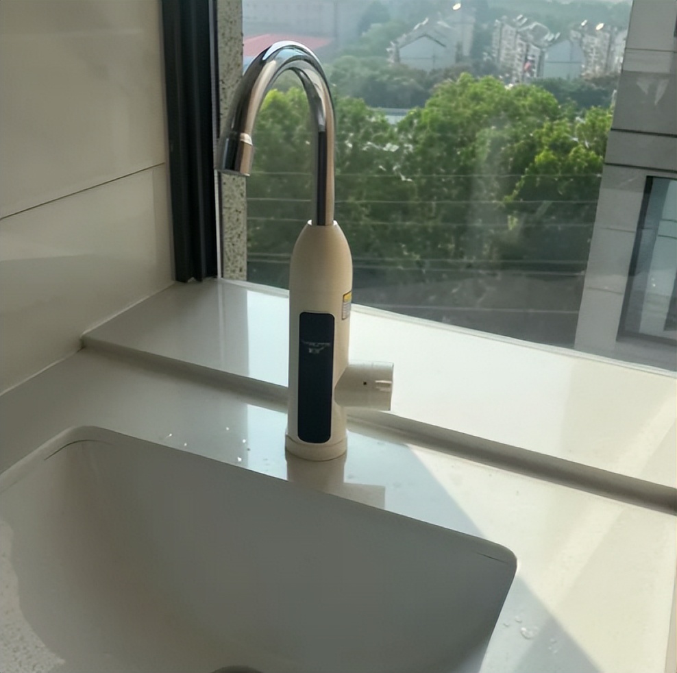 _快速电热热水龙头_电热龙头能洗澡吗