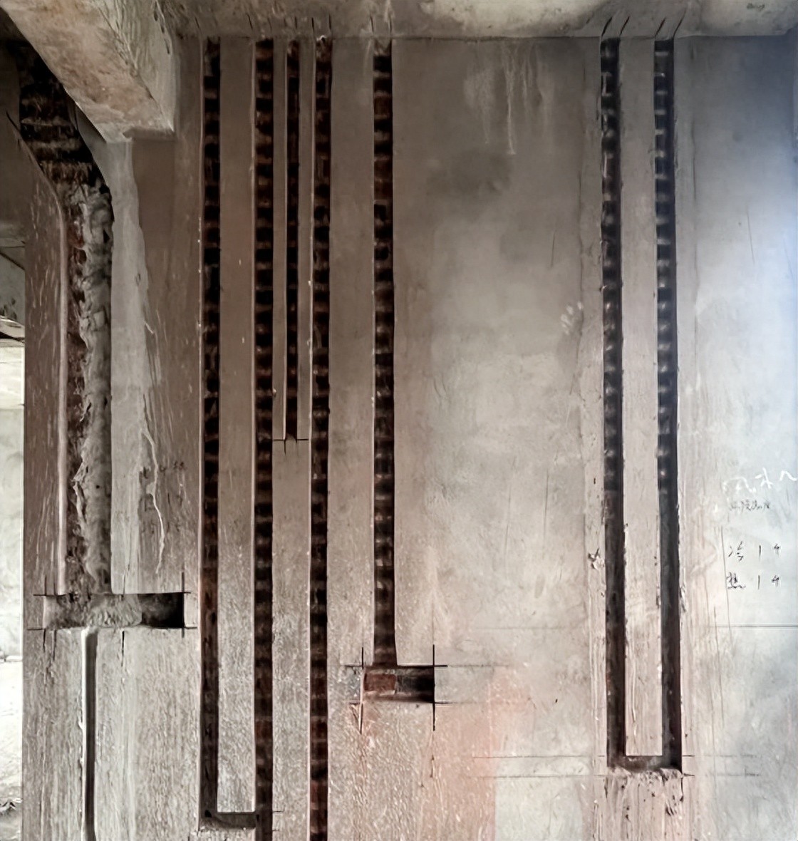 电线埋墙里_电线埋墙需要注意什么_