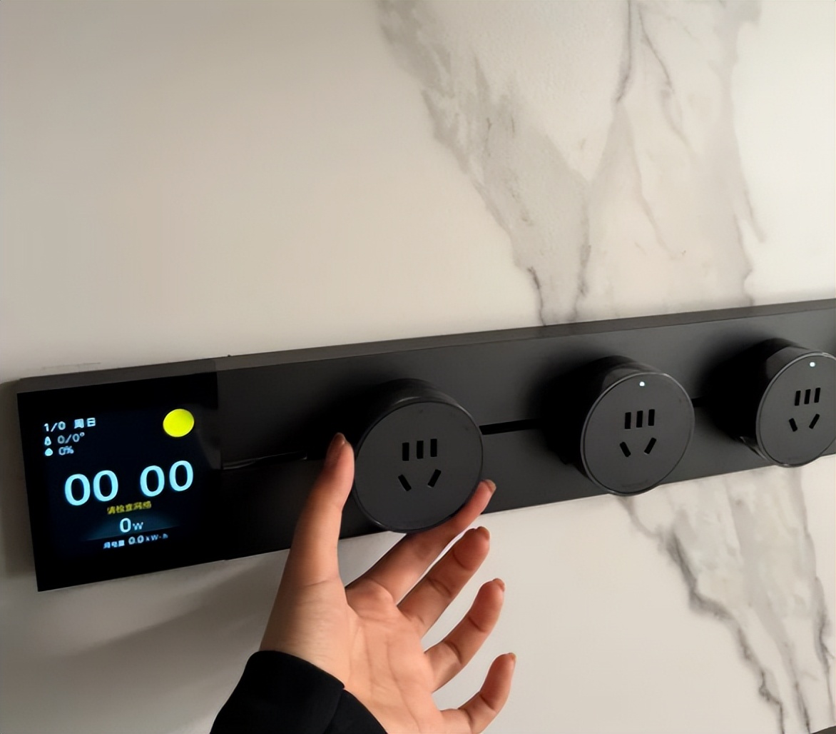 轨道插座的原理_轨道插座的轨道安装有图吗_