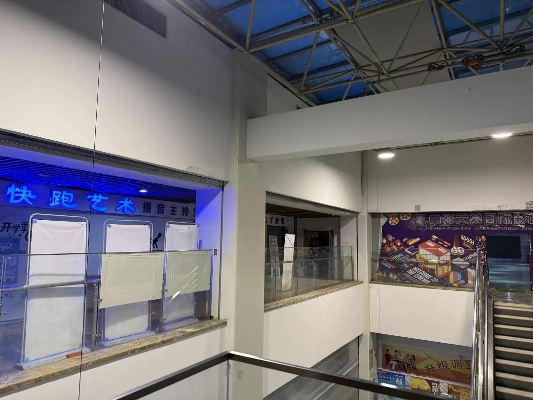 _商铺倒闭怎么赔偿_县城商铺