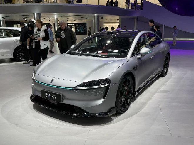 2025广州车展:鸿蒙智行五界齐发