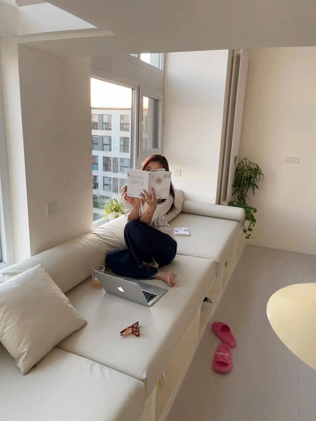 果然还是年轻人“鬼点子”多！飘窗换个思路设计，实用性直接翻倍_果然还是年轻人“鬼点子”多！飘窗换个思路设计，实用性直接翻倍_