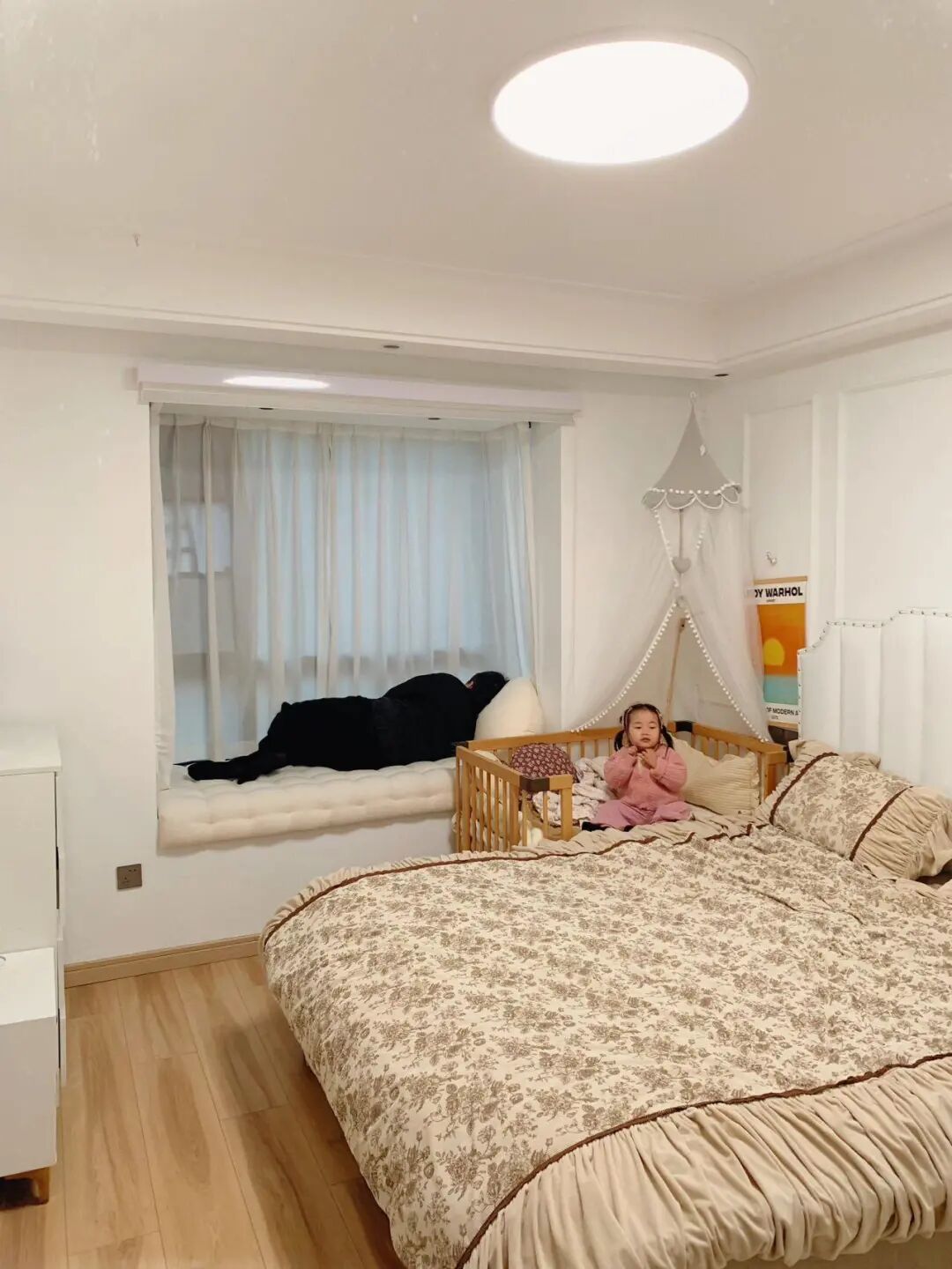 果然还是年轻人“鬼点子”多！飘窗换个思路设计，实用性直接翻倍_果然还是年轻人“鬼点子”多！飘窗换个思路设计，实用性直接翻倍_