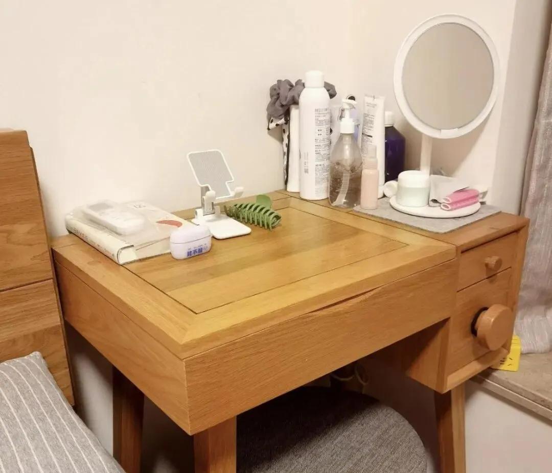 老百姓家里的卧室,建议不买这些“无用”家具,不仅多花钱还占地_老百姓家里的卧室,建议不买这些“无用”家具,不仅多花钱还占地_