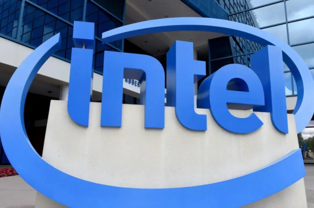 英特尔第二季度营收 153 亿美元同比转盈为亏，盘后股价下跌 10% - 半导体/EDA - -EETOP-创芯网